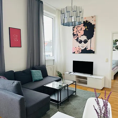 Urban Flats Aparthotel *